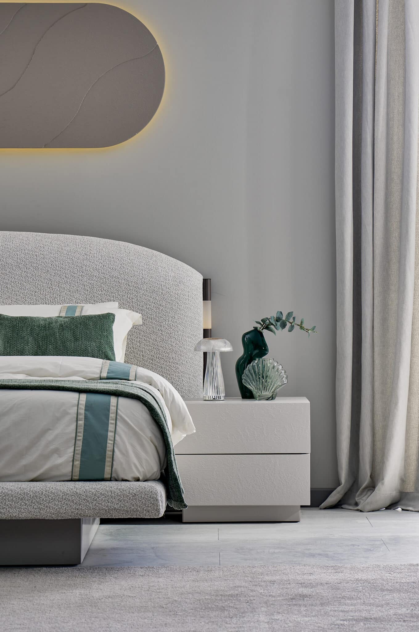 Set 2 Noptiere, Kasmir